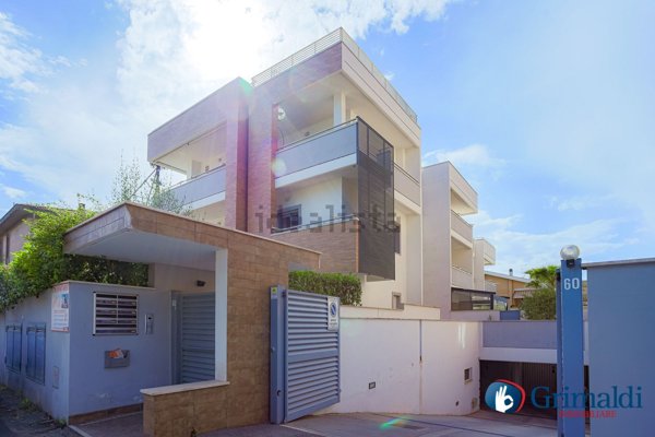 appartamento in vendita a Roma in zona Montespaccato