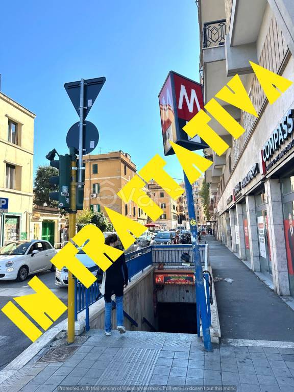 appartamento in vendita a Roma in zona Tuscolano