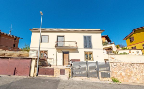 appartamento in vendita a Roma in zona Prenestino-Centocelle