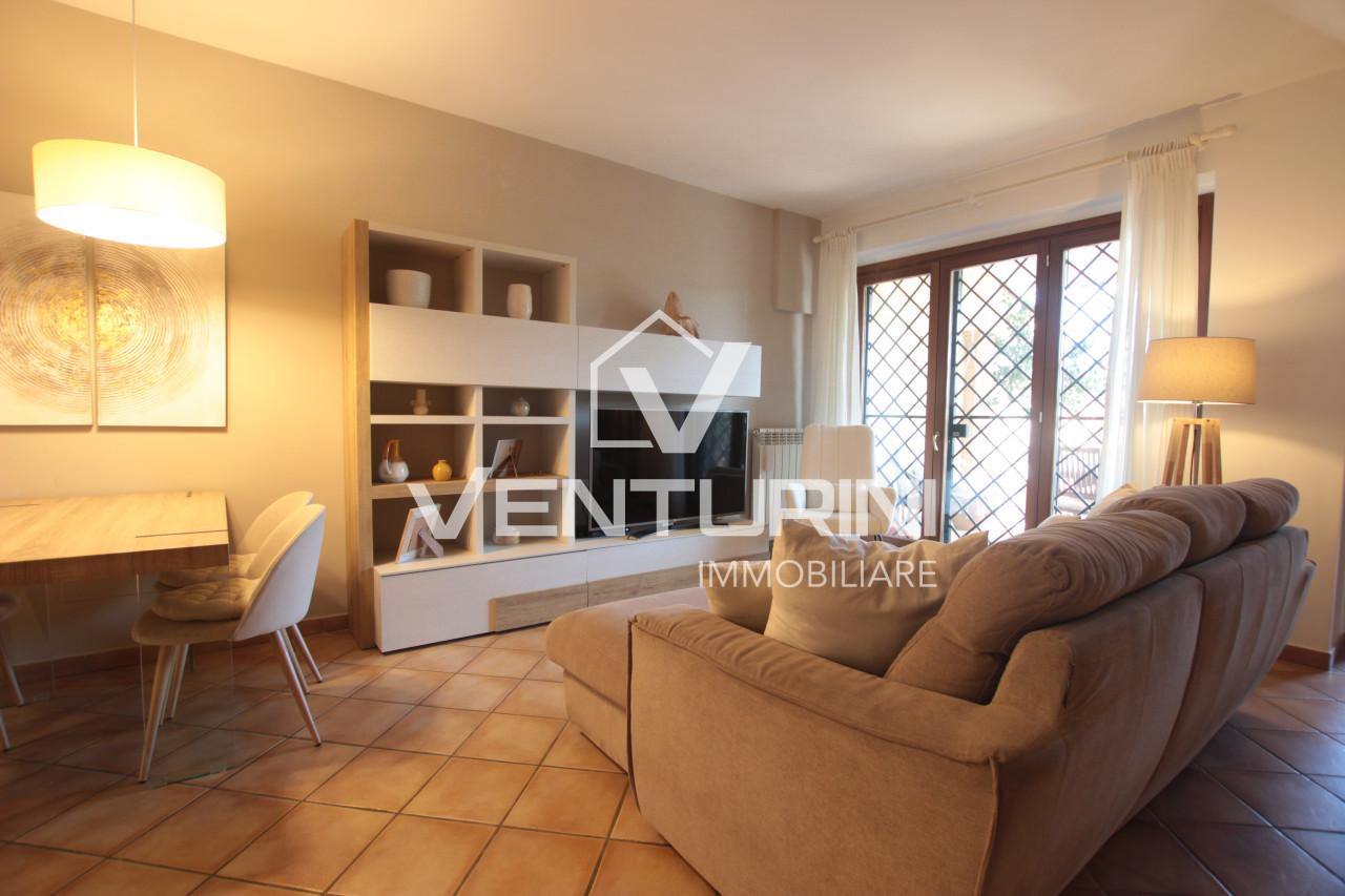 appartamento in vendita a Roma in zona Valle Muricana