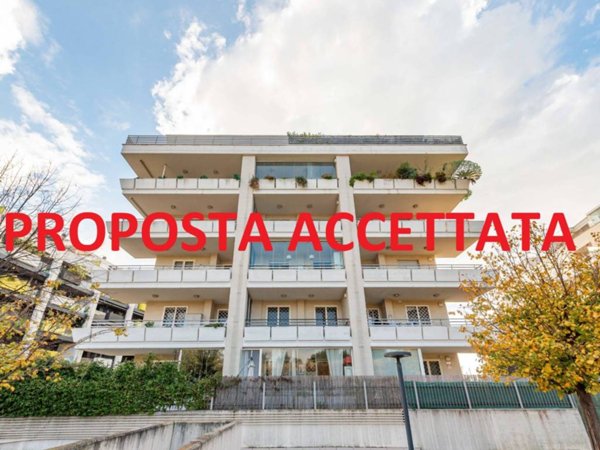 appartamento in vendita a Roma in zona Mezzocammino