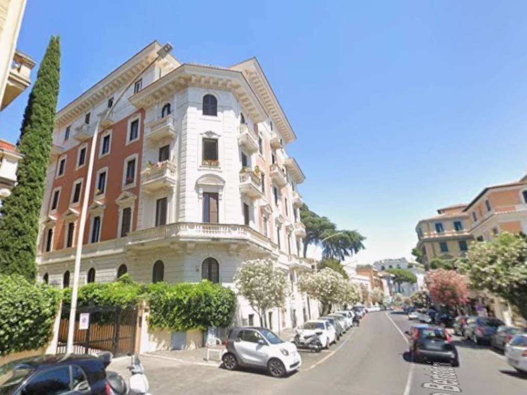 appartamento in vendita a Roma in zona Parioli