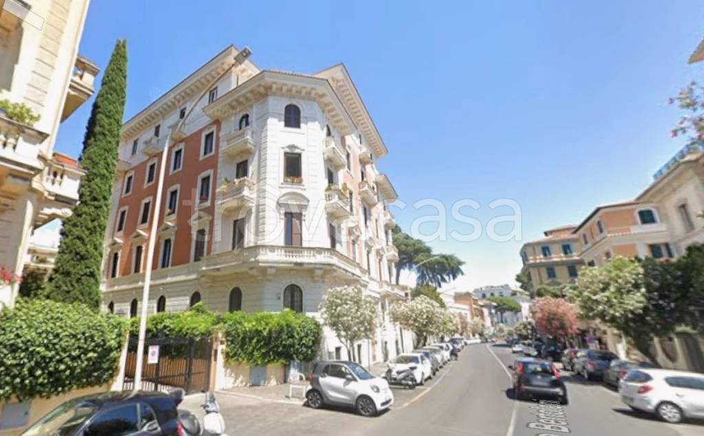 appartamento in vendita a Roma in zona Parioli