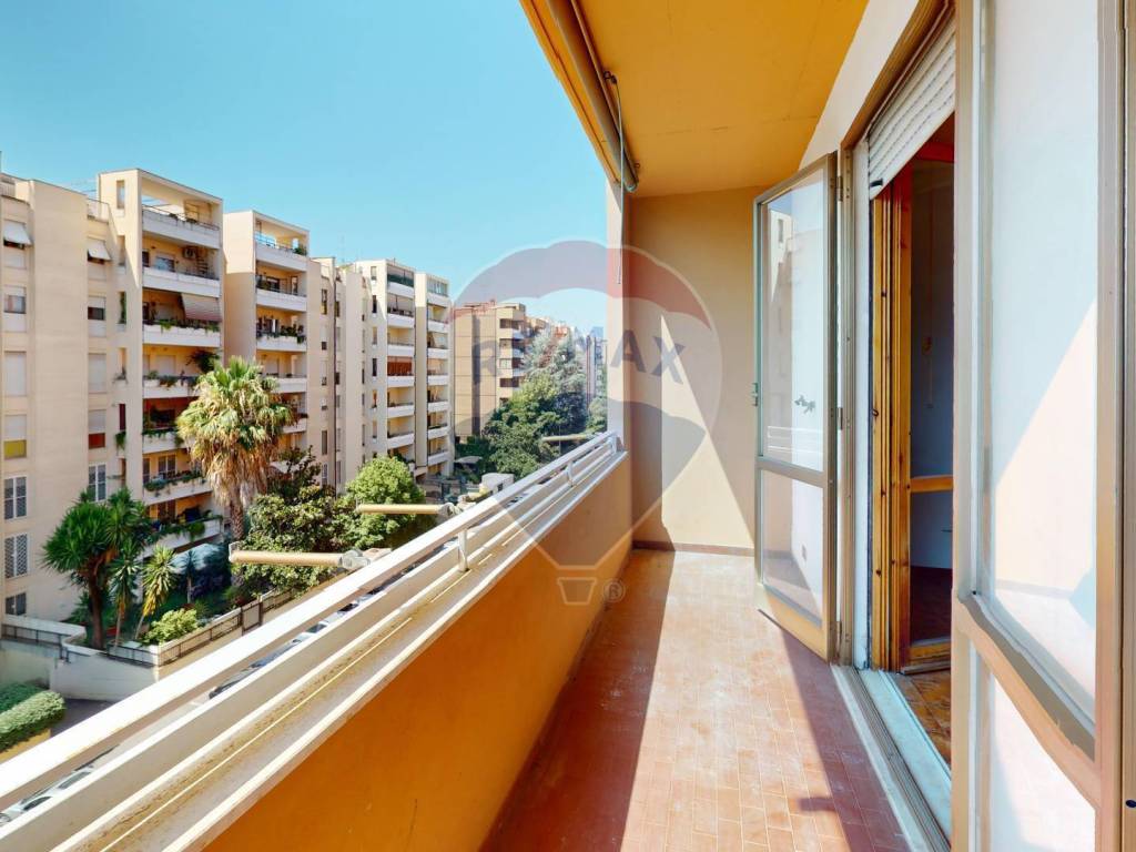 appartamento in vendita a Roma in zona Giuliano Dalmata