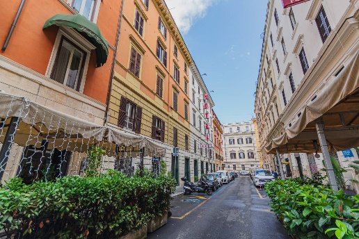 appartamento in vendita a Roma in zona Castro Pretorio