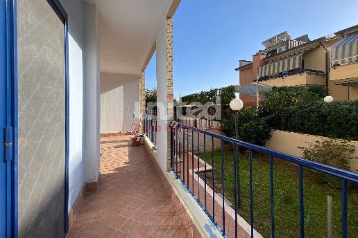 appartamento in vendita a Roma in zona Acilia