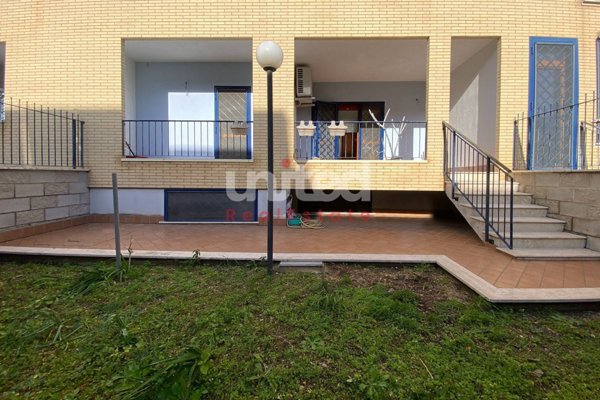 appartamento in vendita a Roma in zona Acilia