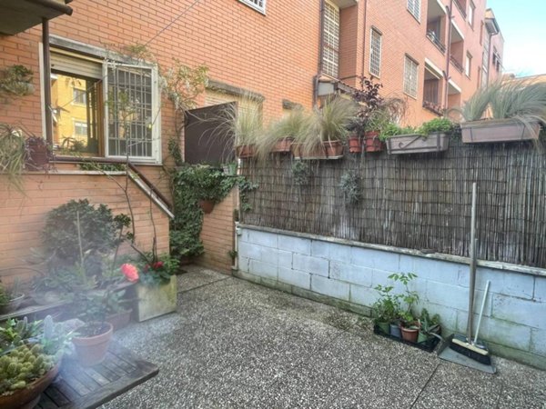 appartamento in vendita a Roma in zona Mostacciano