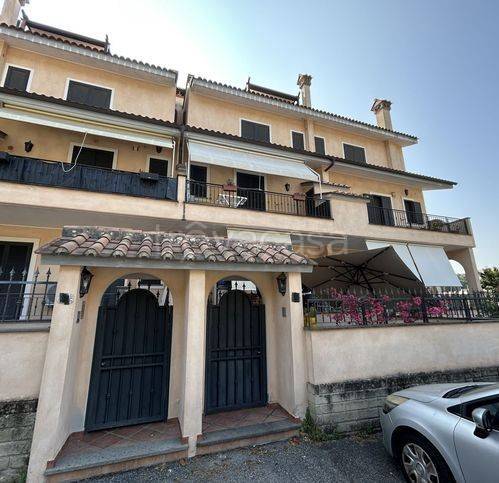 appartamento in vendita a Roma in zona Casalotti