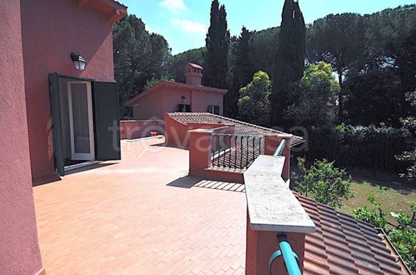 casa indipendente in vendita a Roma in zona Castel di Leva