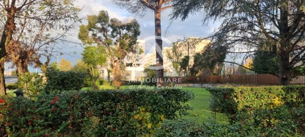 appartamento in vendita a Roma in zona Tor de' Cenci