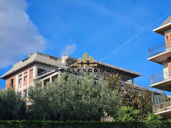 appartamento in vendita a Roma in zona Della Vittoria