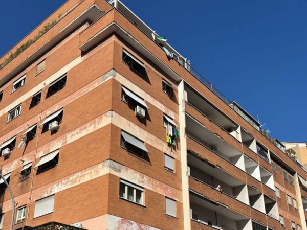 appartamento in vendita a Roma in zona Collatino