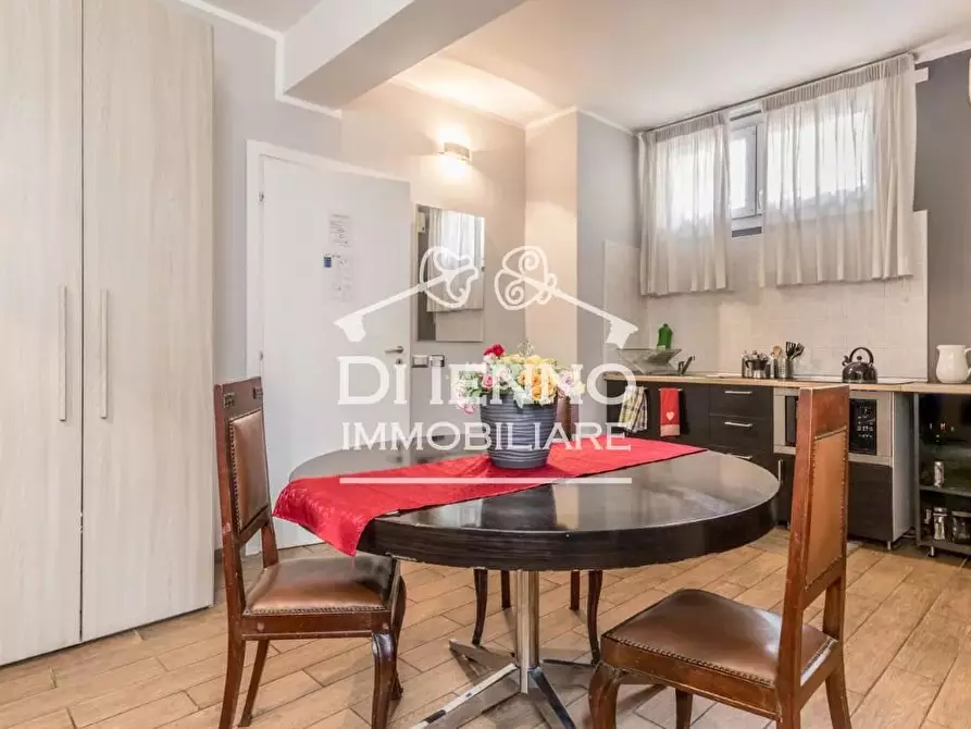 appartamento in vendita a Roma in zona Appio Latino