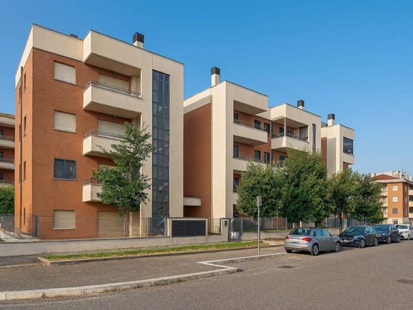 appartamento in vendita a Roma in zona Ponte di Nona