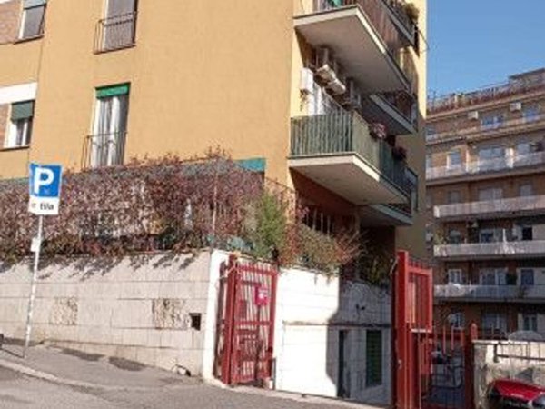 negozio in vendita a Roma in zona Aurelio