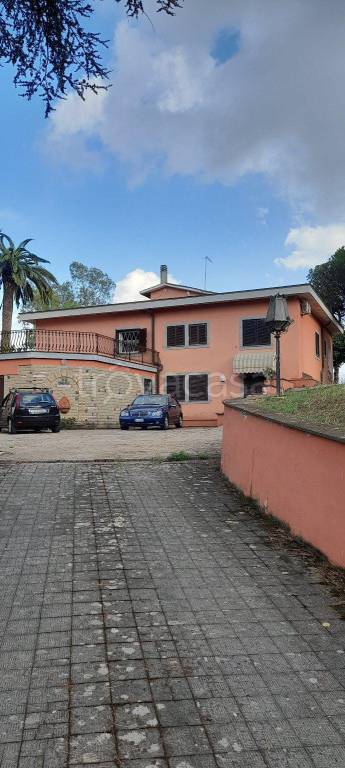 casa indipendente in vendita a Roma in zona Tor di Quinto