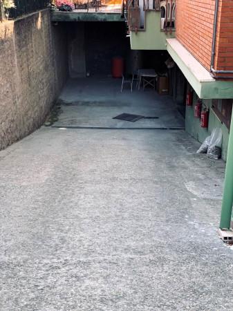 negozio in vendita a Roma in zona Acilia