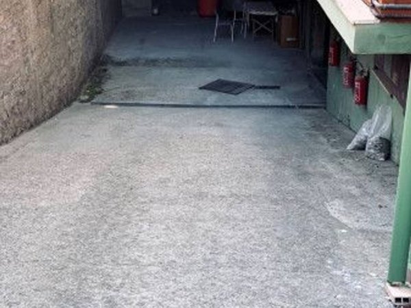 negozio in vendita a Roma in zona Acilia