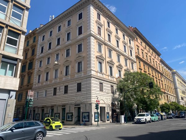 appartamento in vendita a Roma in zona Ludovisi/Sallustiano