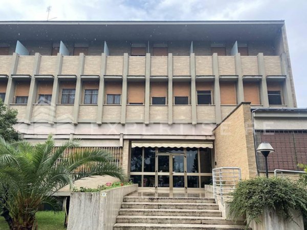 locale di sgombero in vendita a Roma