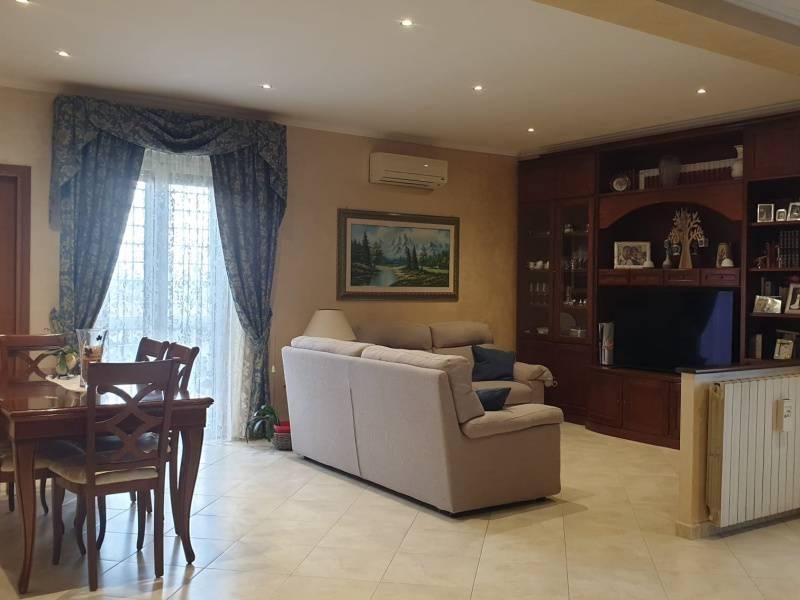 appartamento in vendita a Roma in zona Tor Bella Monaca