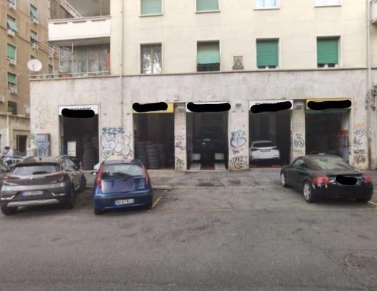 negozio in vendita a Roma in zona Prenestino-Labicano