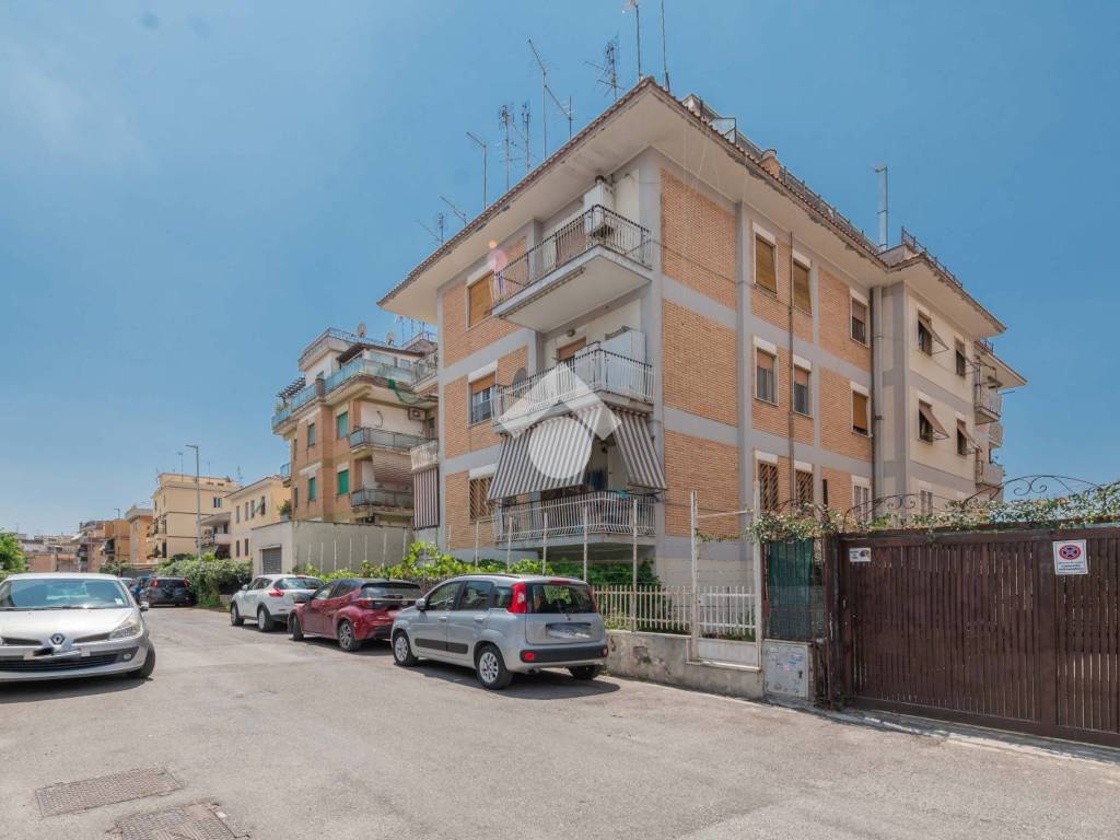 appartamento in vendita a Roma in zona Torrevecchia