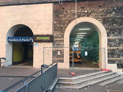 negozio in vendita a Roma in zona Ostiense