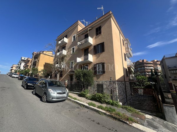 casa indipendente in vendita a Roma in zona Monte Sacro/Talenti