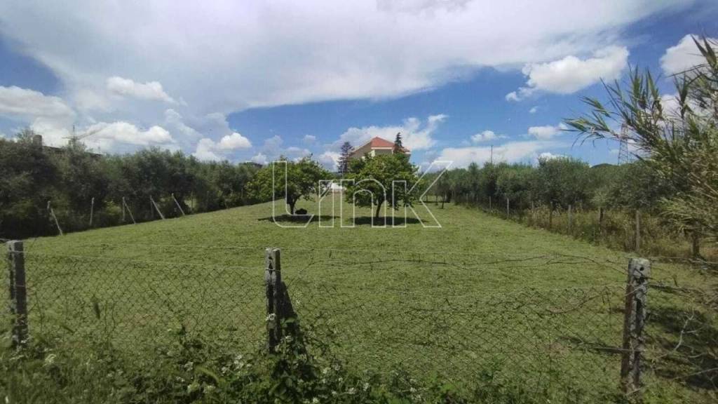 terreno agricolo in vendita a Roma in zona Case Rosse