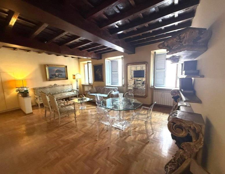 appartamento in vendita a Roma in zona Campo Marzio