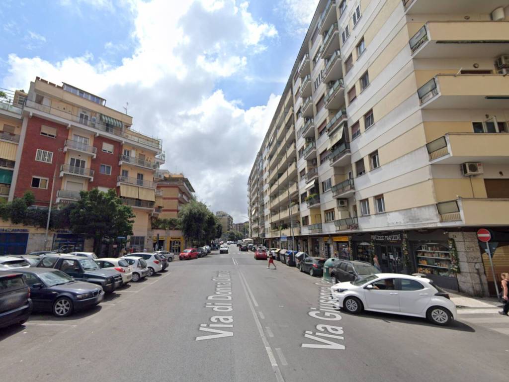 negozio in vendita a Roma in zona Gianicolense