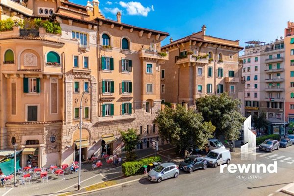 negozio in vendita a Roma in zona Appio Latino