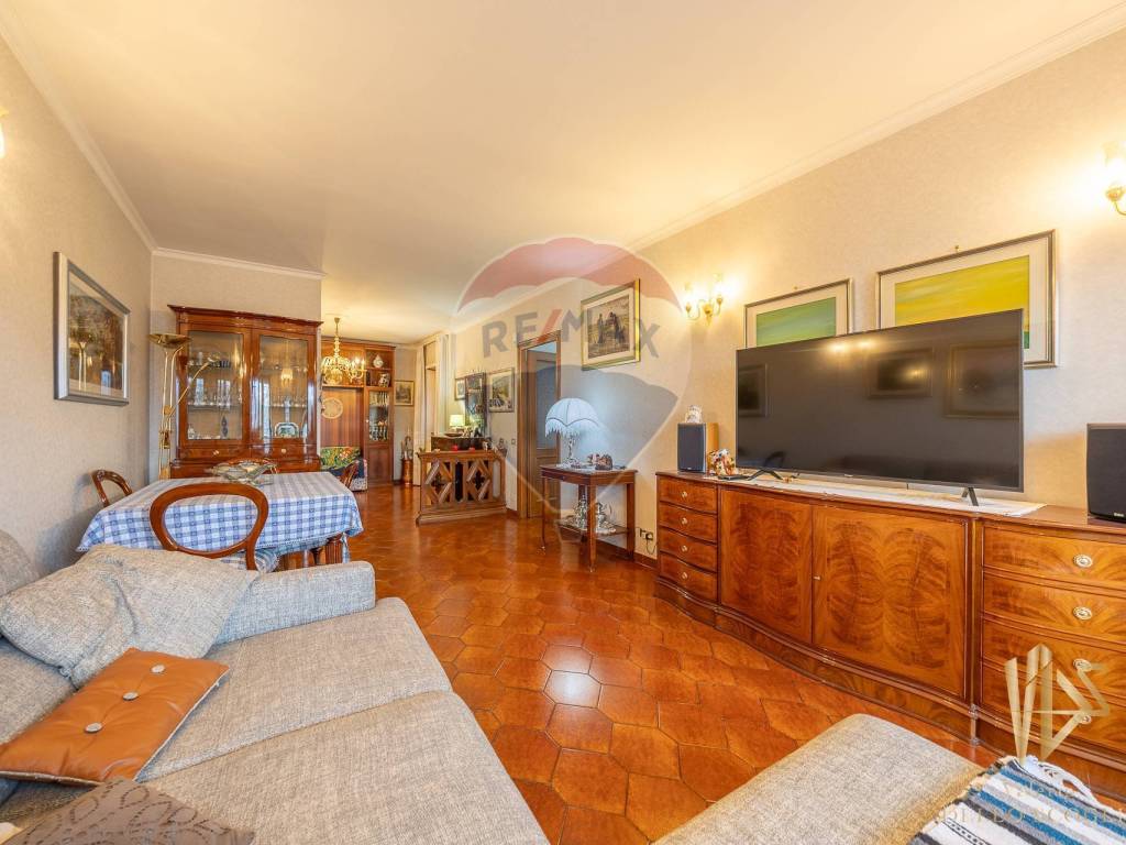 appartamento in vendita a Roma in zona Cinecittà