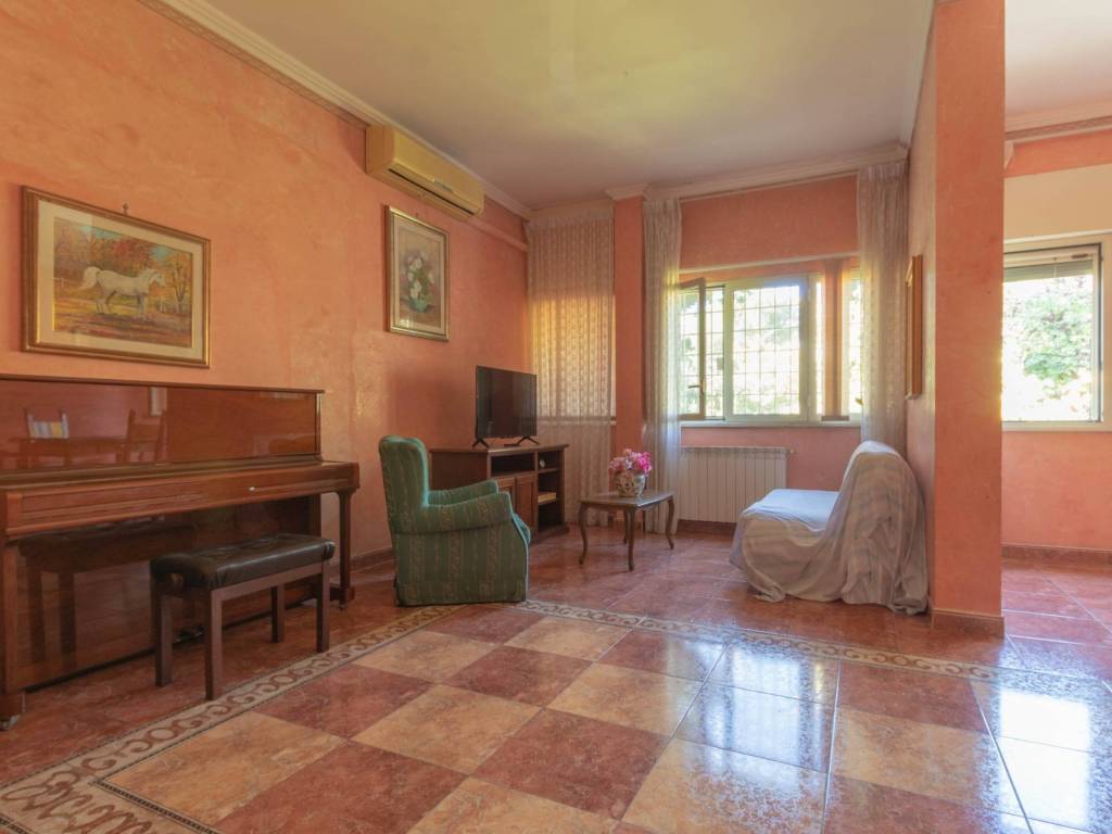 appartamento in vendita a Roma in zona Monte Sacro/Talenti