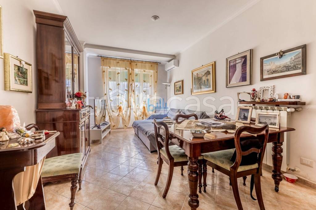 appartamento in vendita a Roma in zona Prenestino-Labicano