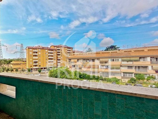 appartamento in vendita a Roma in zona Alessandrino