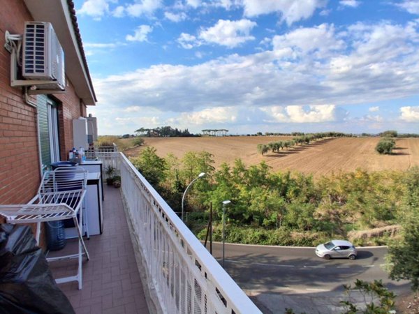 appartamento in vendita a Roma in zona Borghesiana