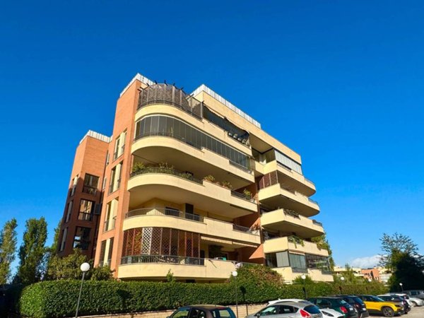 appartamento in vendita a Roma in zona Mezzocammino