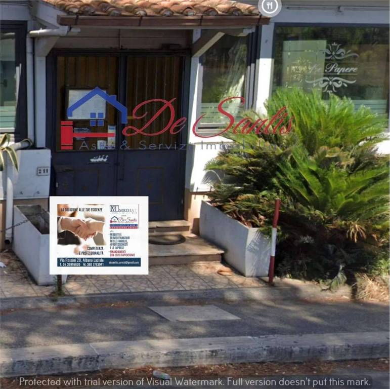 negozio in vendita a Roma in zona San Basilio