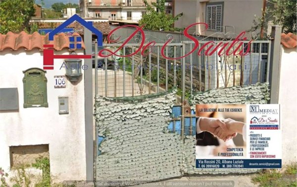 appartamento in vendita a Roma in zona Lago Regillo