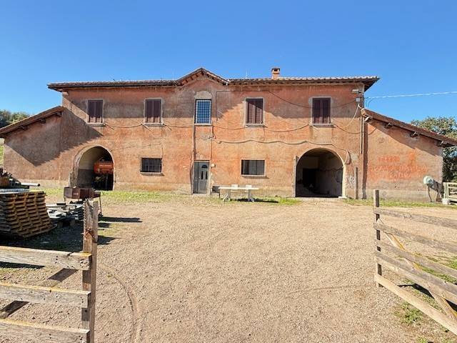casa indipendente in vendita a Roma in zona Trigoria