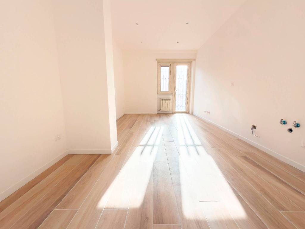 appartamento in vendita a Roma in zona Ardeatino