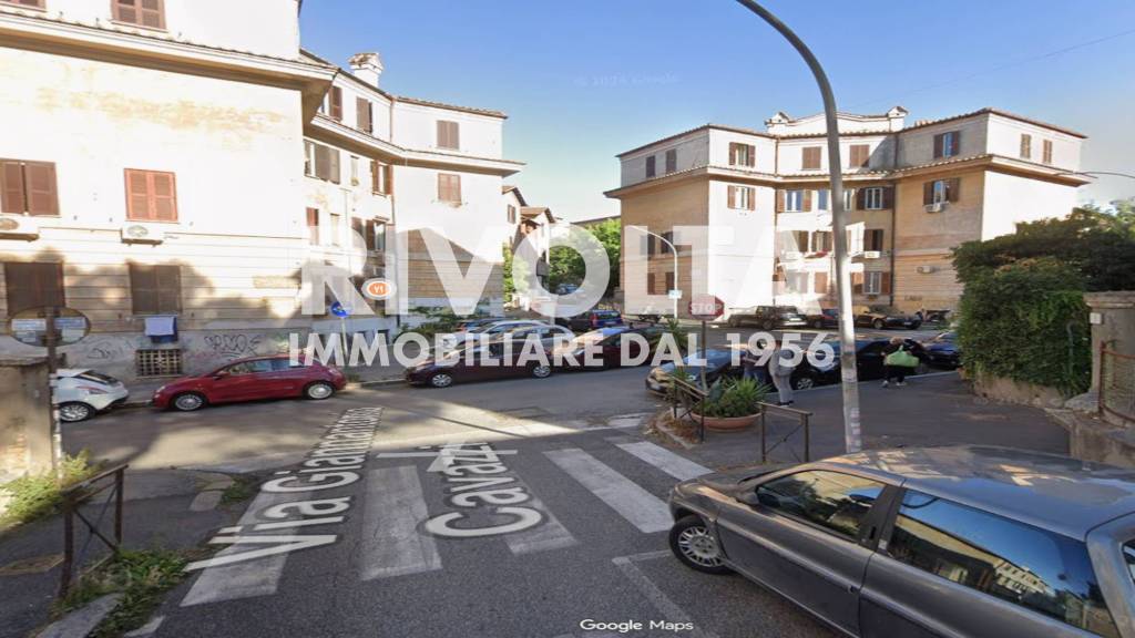 appartamento in vendita a Roma in zona Ostiense