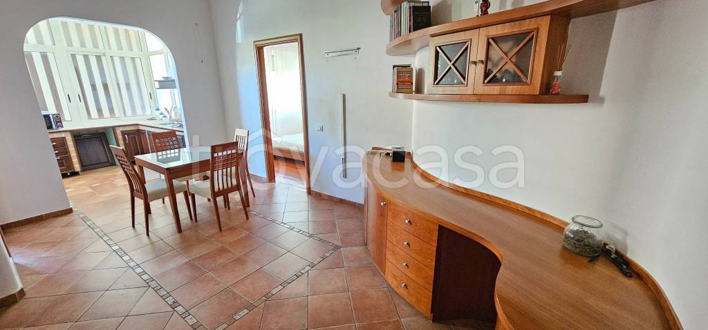 appartamento in vendita a Roma in zona Tomba di Nerone