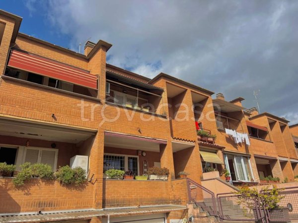 casa indipendente in vendita a Roma in zona Ottavia