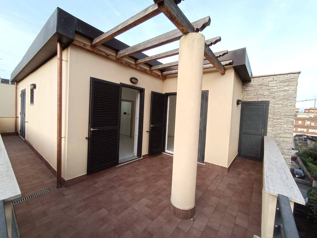 appartamento in vendita a Roma in zona Massimina/Casal Lumbroso