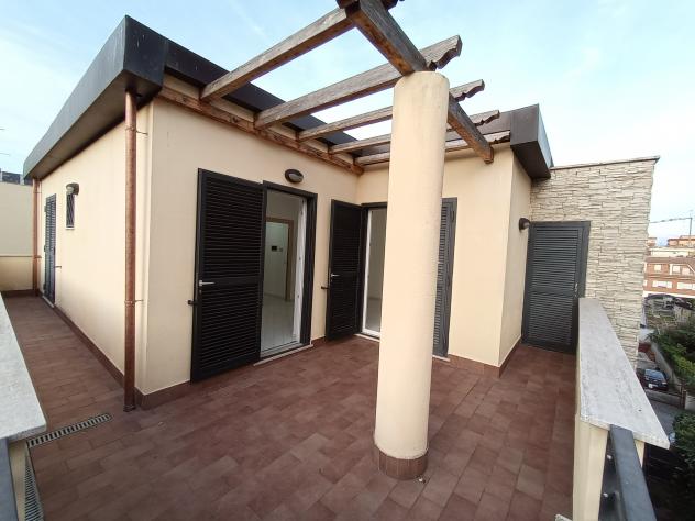 appartamento in vendita a Roma in zona Massimina/Casal Lumbroso