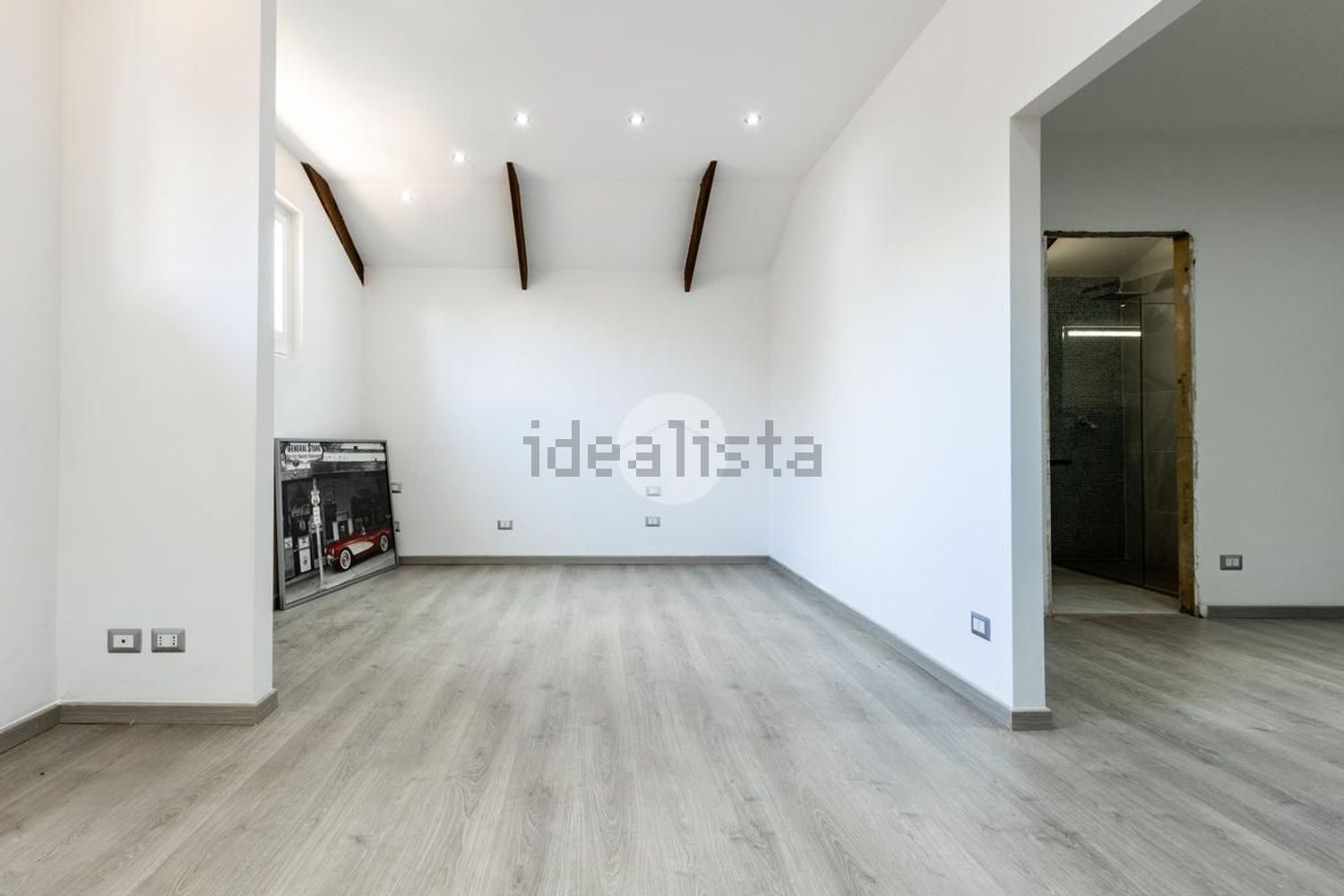 appartamento in vendita a Roma in zona Ostiense